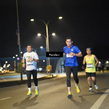 Runner Photo 7783168