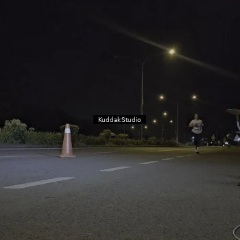 Runner Photo 7783180