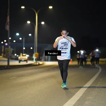Runner Photo 7783207
