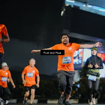 Runner Photo 7783210