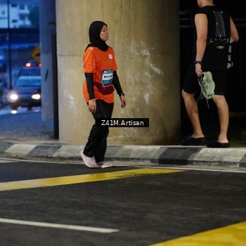 Runner Photo 7783212