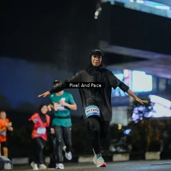 Runner Photo 7783235
