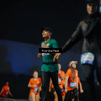 Runner Photo 7783253