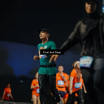 Runner Photo 7783254