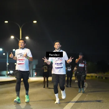 Runner Photo 7783281