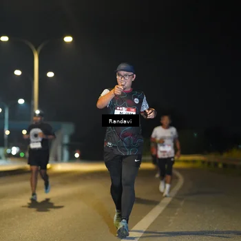 Runner Photo 7783299