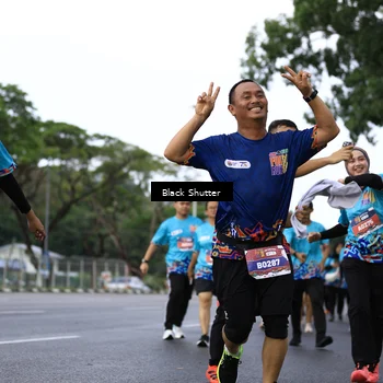 Runner Photo 7783375