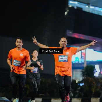 Runner Photo 7783383