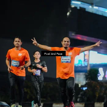 Runner Photo 7783388