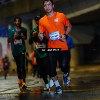 Runner Photo 7783428