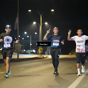 Runner Photo 7783434