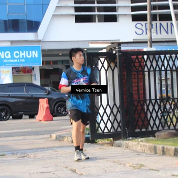 Runner Photo 7783455