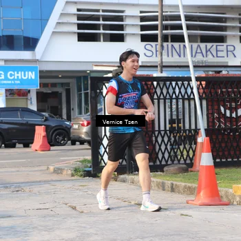 Runner Photo 7783479