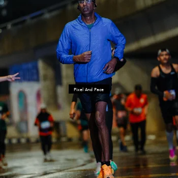 Runner Photo 7783492