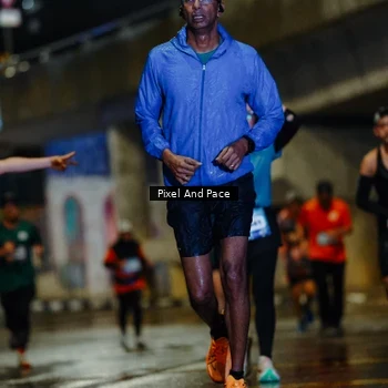 Runner Photo 7783509
