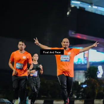 Runner Photo 7783524