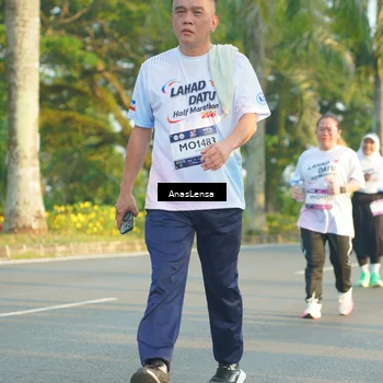 Runner Photo 7783531