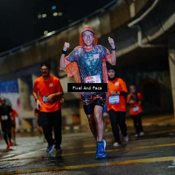 Runner Photo 7783584