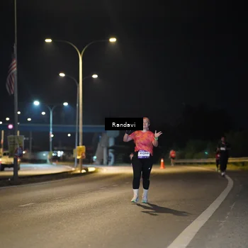 Runner Photo 7783587