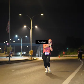Runner Photo 7783590