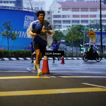 Runner Photo 7783602