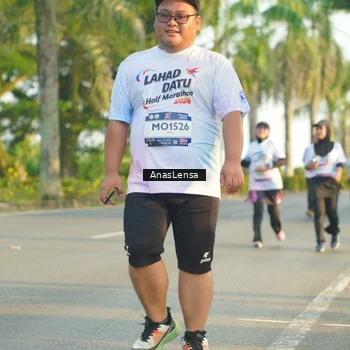 Runner Photo 7783606