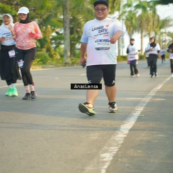 Runner Photo 7783626