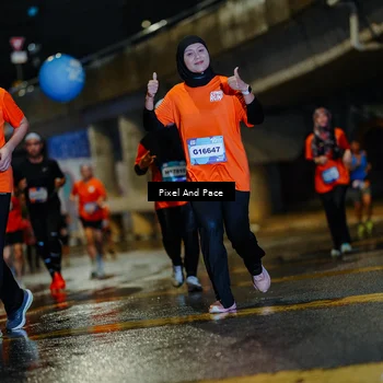 Runner Photo 7783627