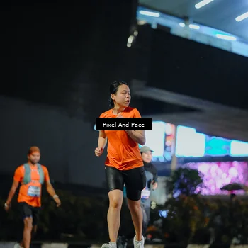 Runner Photo 7783655