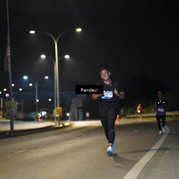 Runner Photo 7783676