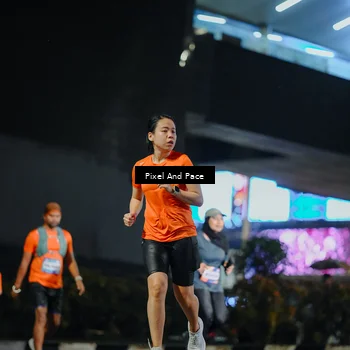 Runner Photo 7783683