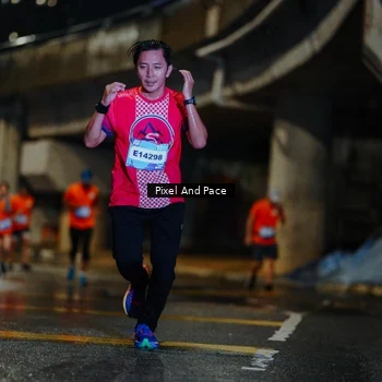 Runner Photo 7783738