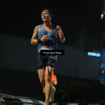 Runner Photo 7783786