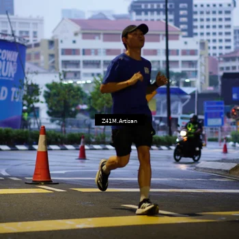 Runner Photo 7783795