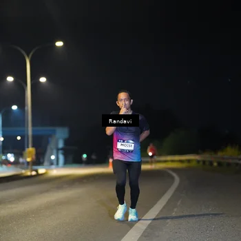 Runner Photo 7783800