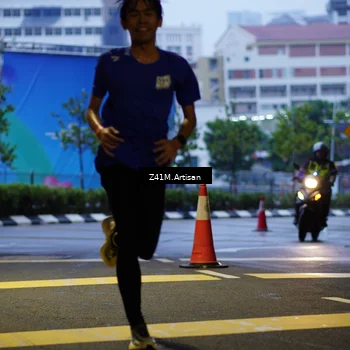 Runner Photo 7783802