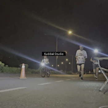 Runner Photo 7783811