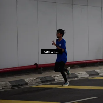 Runner Photo 7783818