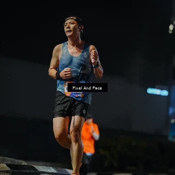 Runner Photo 7783819