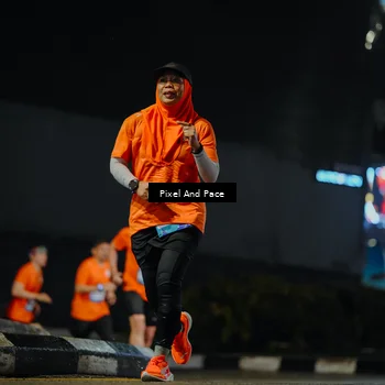 Runner Photo 7783821