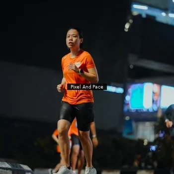 Runner Photo 7783842