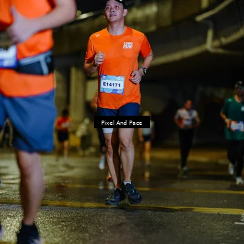 Runner Photo 7783844