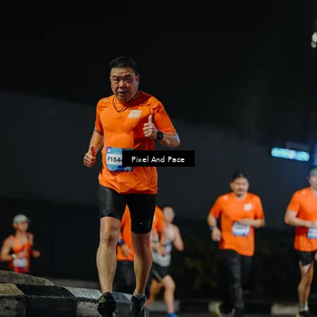 Runner Photo 7783853