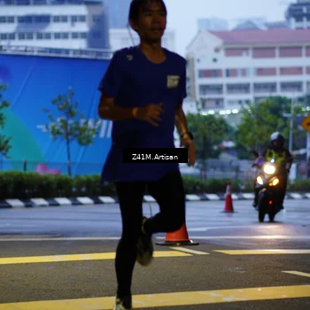 Runner Photo 7783856