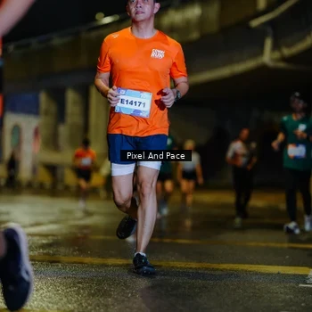Runner Photo 7783911