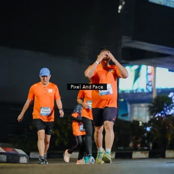 Runner Photo 7783912