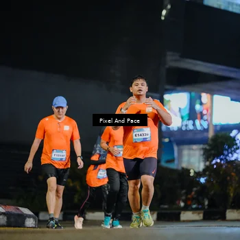 Runner Photo 7783926