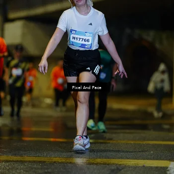 Runner Photo 7783948