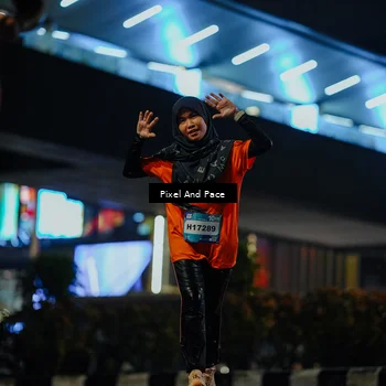 Runner Photo 7783972