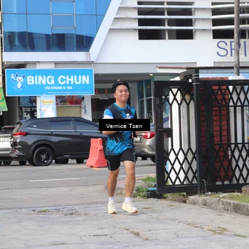 Runner Photo 7783974